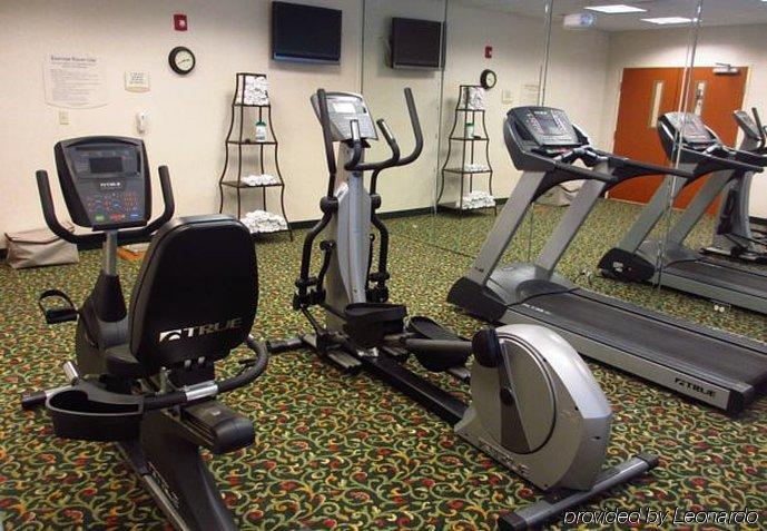 Fairfield Inn & Suites Марианна Екстериор снимка
