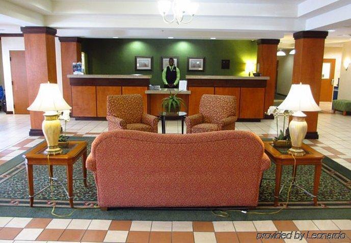 Fairfield Inn & Suites Марианна Екстериор снимка
