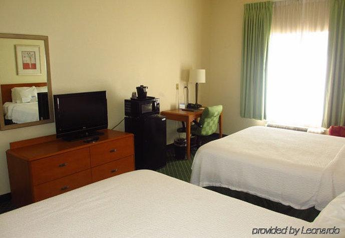 Fairfield Inn & Suites Марианна Екстериор снимка